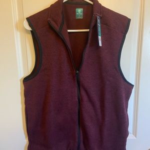 Maroon Vest-Small NEW WITH TAGS!